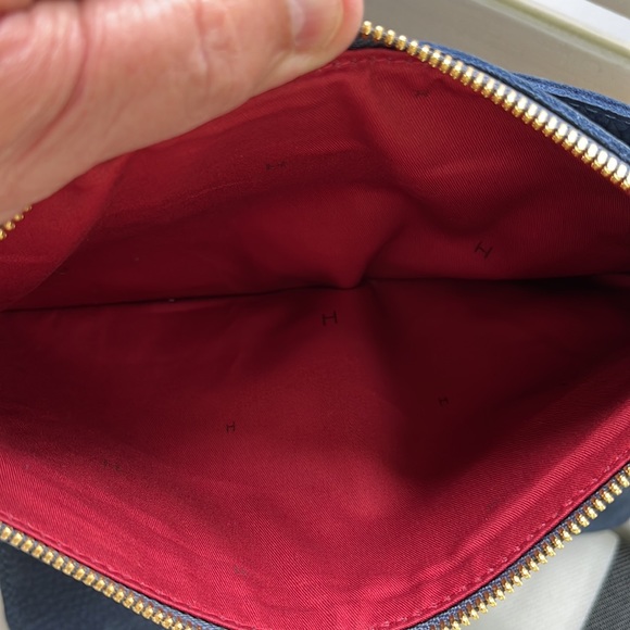 Hammitt Ryan Poppy Skies sky blue nubick NWT - Picture 6 of 6